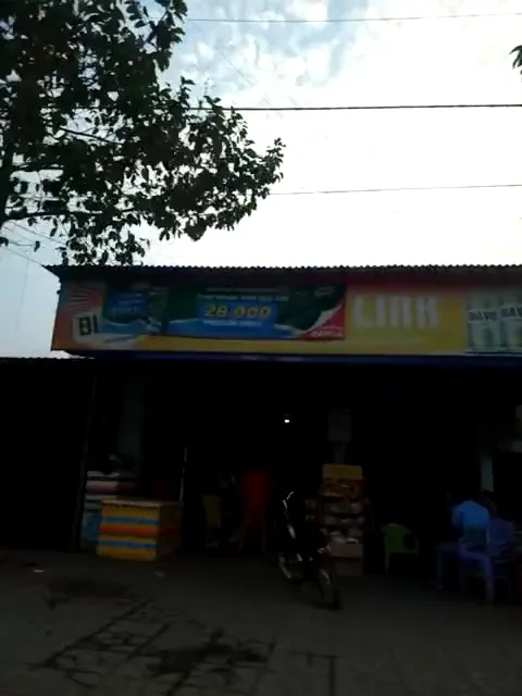 cửa hàng tạp hóa