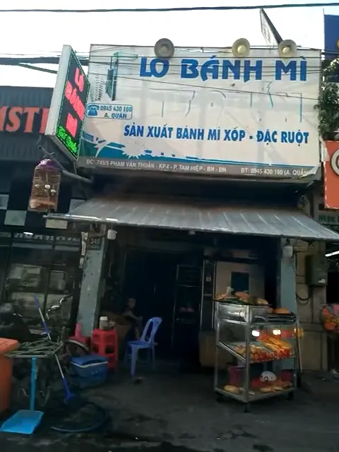 lò bánh mì chuyên sản xuất bánh mì xốp - đặc ruột