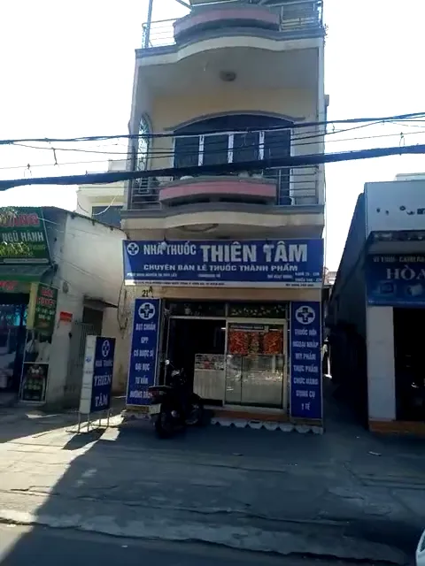 nhà thuốc tây
