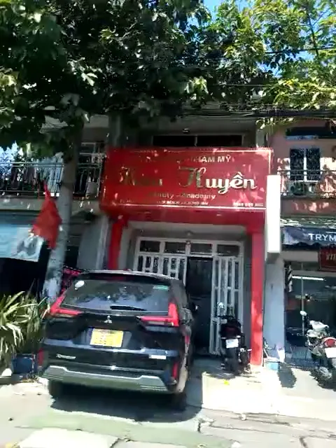 thẩm mỹ làm đẹp