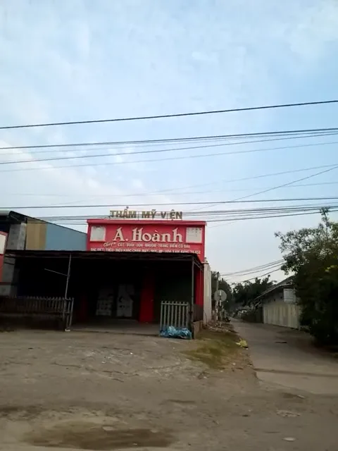 thẩm mỹ viện