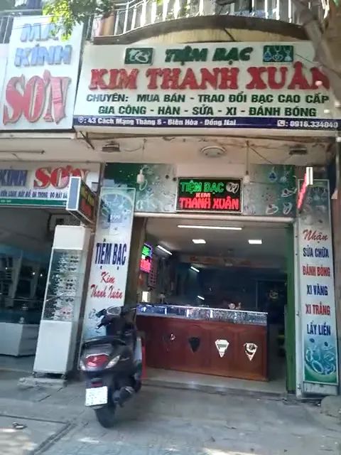 Địa điểm, cửa hàng tiệm bạc Địa điểm, cửa hàng tiệm bạc