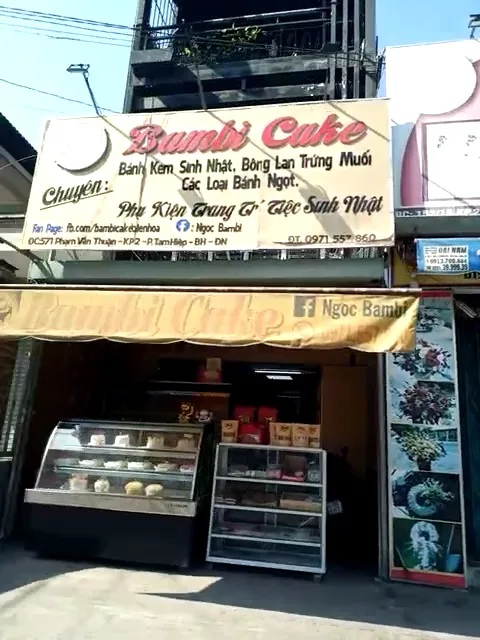 Địa điểm, cửa hàng tiệm bánh kem sinh nhật Địa điểm, cửa hàng tiệm bánh kem sinh nhật