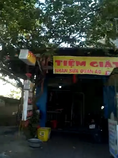 nhận sửa quần áo