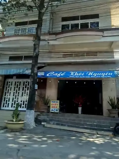 Địa điểm, cửa hàng tiệm giày dép Địa điểm, cửa hàng tiệm giày dép