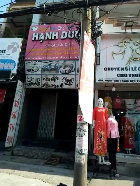 xe điện đồ chơi