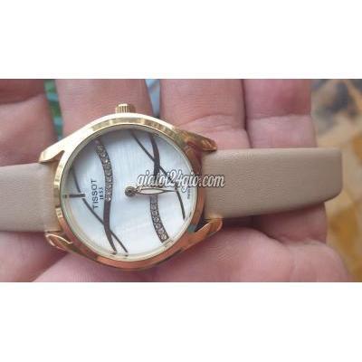 đồng hồ quận 10 - hồ chí minh mình cần bán 1 cái đồng hồ của nử size 30