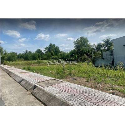 Mua Bán Đất Huyện Cần Đước - Long An Chỉ 1.2 Tỷ /nền 5x16m. Cách Ubnd Tt. Bến Lức 1.5km. Shr , Đường 12m. Mua Bán Đất Huyện Cần Đước - Long An Chỉ 1.2 Tỷ /nền 5x16m. Cách Ubnd Tt. Bến Lức 1.5km. Shr , Đường 12m.