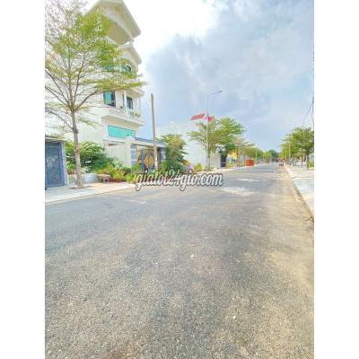 Mua Bán Đất Huyện Bình Chánh - Hồ Chí Minh Bán Lô Đất 5m X 21m_đường Trần Văn Giàu - Cách Bv Chợ Rẫy 2 2,6km. Mua Bán Đất Huyện Bình Chánh - Hồ Chí Minh Bán Lô Đất 5m X 21m_đường Trần Văn Giàu - Cách Bv Chợ Rẫy 2 2,6km.
