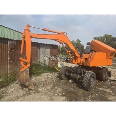 xe chuyên dụng - bình chánh - hồ chí minh | Xe cuốc 02 bơm thủy lực 2 cầu 4 bánh giá ...