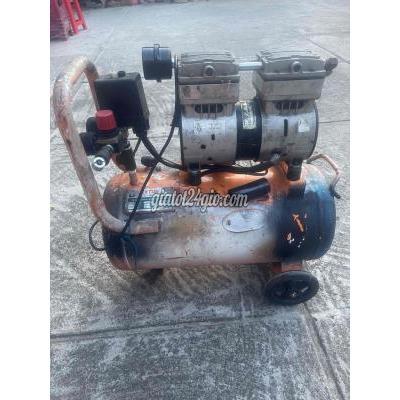 thiết bị chuyên dụng - quận 12 - hồ chí minh | Máy nén khí Dekton 30 lít, motor 2hp áp ...
