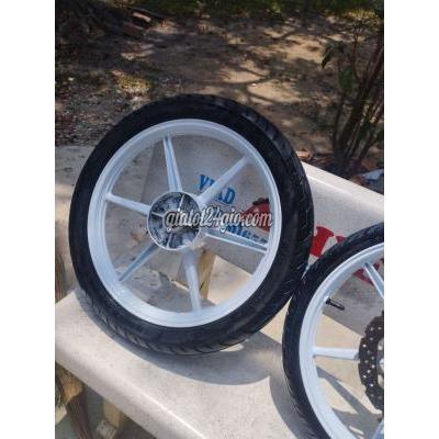 Phụ Tùng Xe Huyện Kiên Lương - Kiên Giang Mâm 6 Cây X1r Gắn Như Zin Ex 150 Phụ Tùng Xe Huyện Kiên Lương - Kiên Giang Mâm 6 Cây X1r Gắn Như Zin Ex 150