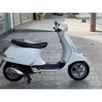 Xe Máy Quận Liên Chiểu - Đà Nẵng Vespa Lx125 Trắng Còn Nguyên Rin Giá 8tr500 Xe Máy Quận Liên Chiểu - Đà Nẵng Vespa Lx125 Trắng Còn Nguyên Rin Giá 8tr500