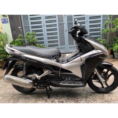 Xe Máy Quận Bình Tân - Hồ Chí Minh Honda Air Blade Fi 2011 Đen Bạc Chính Chủ Sd27000 Xe Máy Quận Bình Tân - Hồ Chí Minh Honda Air Blade Fi 2011 Đen Bạc Chính Chủ Sd27000
