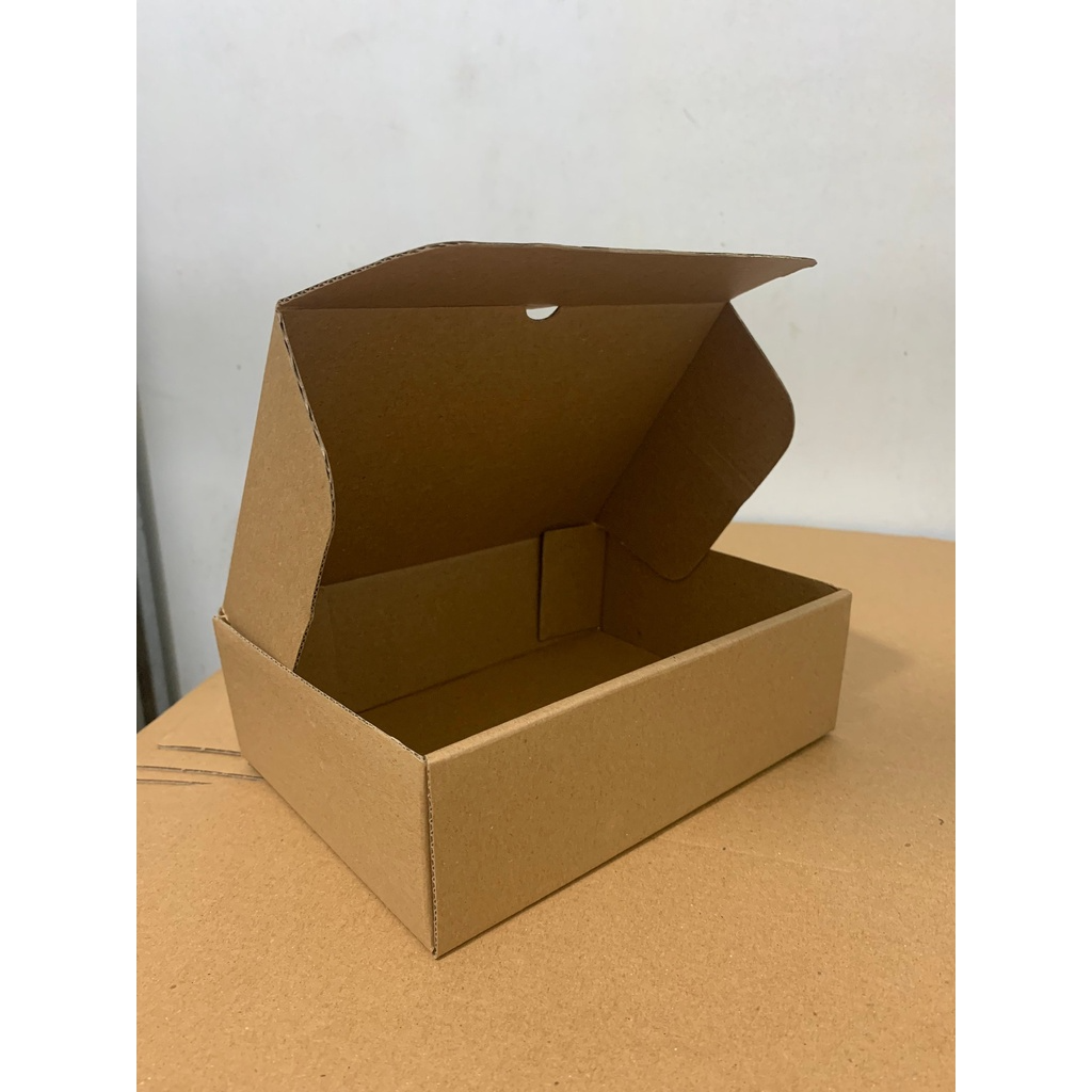 1 Hộp Carton Nắp Gài, Hộp Nắp Gài giá rẻ...