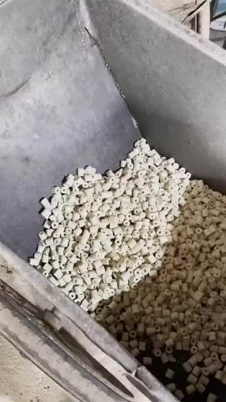 1KG Vật Liệu Lọc Nước Cho Bể Cá - Sứ Lọc, Xử Lý Nước Cho Hồ Cá Cản...