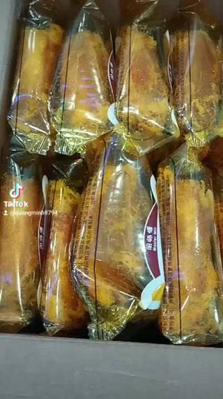 Bán sỉ bánh bông lan ruốc thịt, bánh gấu Master Min hộp 30 gói 40g...