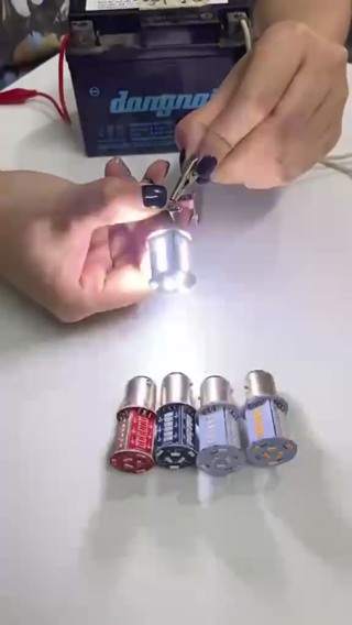 Đèn nháy hậu audi-stop cực đẹp gắn mọi dòng xe máy-xe điện (chạy đ...