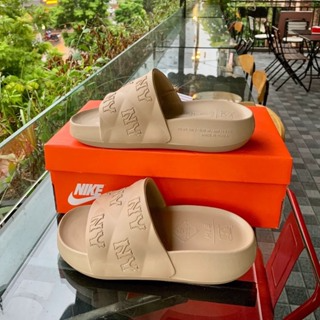 Dép bánh mì NY Chunky Bouncer Slide Hàng Mới Hot của năm 2023 hàng...