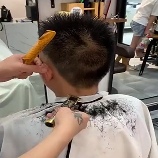T9 Máy cạo râu Cắt Tóc Không Dây Có Thể Sạc Lại Tiện Dụng...