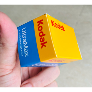 Kodak Ultramax 400 24EXP date 12/2025 film 35mm...