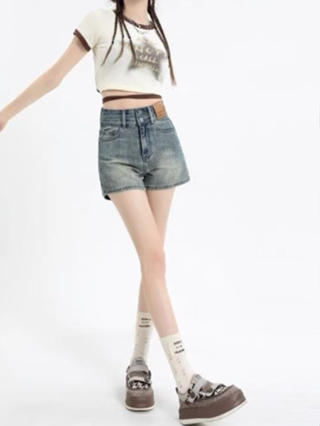 Quần Short Jeans Nữ , Quần Đùi Nữ Chất Liệu Denim Thiết Kế Mác Trư...