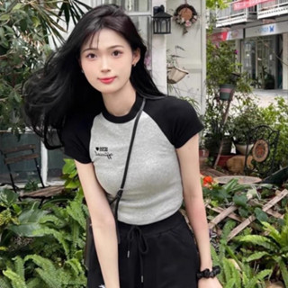 Áo Croptop Nữ Tay Ngắn Cổ Tròn Chất Thun Gân Co Dãn, Áo Thun Cropt... Áo Croptop Nữ Tay Ngắn Cổ Tròn Chất Thun Gân Co Dãn, Áo Thun Cropt...