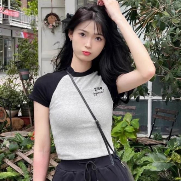 Áo Croptop Nữ Tay Ngắn Cổ Tròn Chất Thun Gân Co Dãn, Áo Thun Cropt... Áo Croptop Nữ Tay Ngắn Cổ Tròn Chất Thun Gân Co Dãn, Áo Thun Cropt...