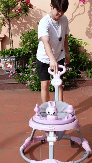 Xe tròn tập đi đa năng gấp gọn, thiết kế thông minh, kiêm bàn ăn, ...