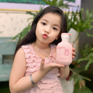 Sữa Tắm Gấu Dâu 2IN1 Dành Cho Trẻ Em 300ml ,an toàn dịu nhẹ , khôn...