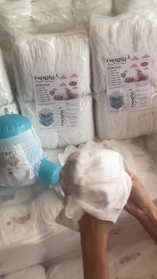 Combo 100 miếng Tã/Bỉm quần Hipgig A loại 1 hàng mềm mỏng thấm hút...