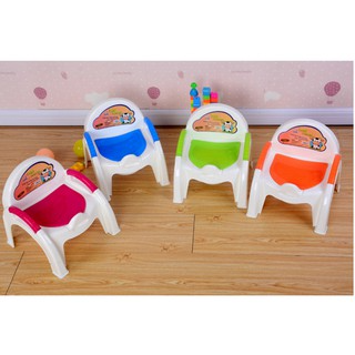 Ghế ăn dặm cho bé Việt Nhật . Ghe an dam có đệm êm mông có còi chí...