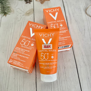 Kem Chống Nắng Vichy Capital Soleil SPF50 Dry Touch Dành cho da dầ...