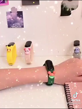 Đồng Hồ Điện Tử Led ZGO DISNEY Cute sử dụng cho cả trẻ em và người...