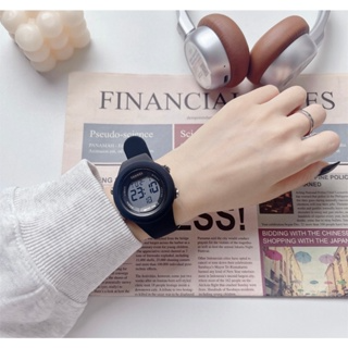 Đồng Hồ Nữ Điện Tử Mặt Tròn Có Đèn Led Phong Cách Năng Động Dễ Phố...