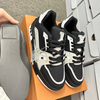 Giày thể thao LV54 đen trắng bản cao cấp Siêu Hot Hit Full Box...