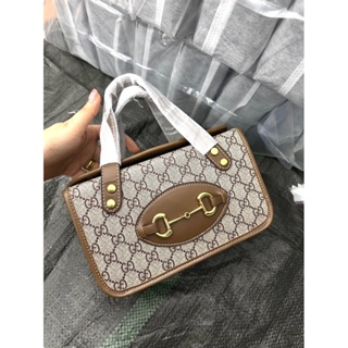 Túi đeo chéo sang trọng phong cách Hàn Quốc...