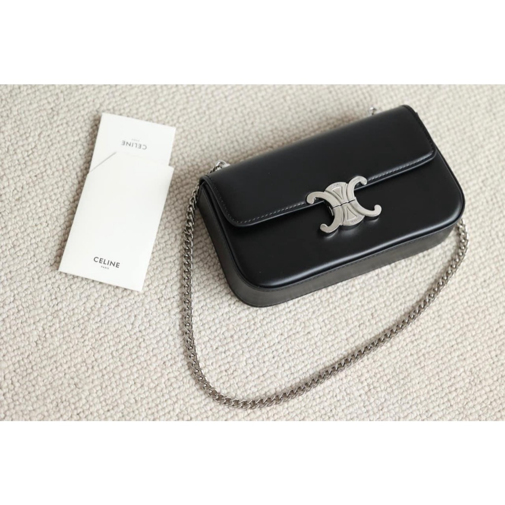 Túi Celin Dáng Ngang Cực Đẹp...