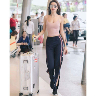 vali nhôm đúc nguyên khối cao cấp size20/24/29/32 Logo đúc... vali nhôm đúc nguyên khối cao cấp size20/24/29/32 Logo đúc...