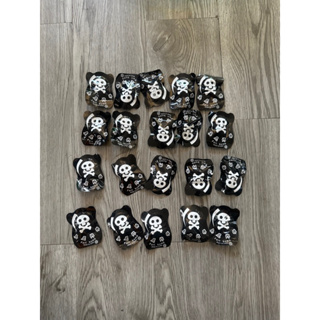 túi bom thúi 1 cái...