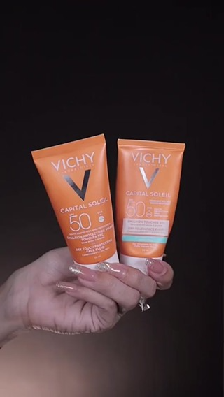 Kem Chống Nắng Vichy Capital Soleil SPF50 Dry Touch Dành cho da dầ...