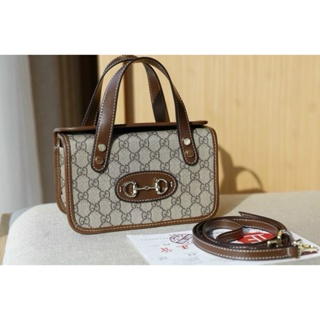 Túi đeo chéo sang trọng phong cách Hàn Quốc...