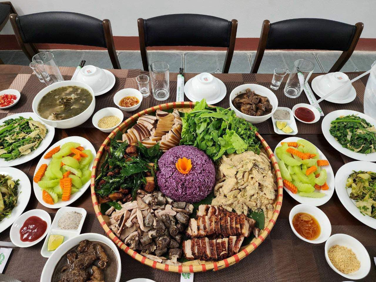 Lưu Ngay Top 5 Quán Dê Ngon Mộc Châ...