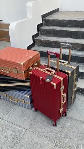Vali khung nhôm khóa sập cao cấp chống trộm size 20/24 inch... Vali khung nhôm khóa sập cao cấp chống trộm size 20/24 inch...