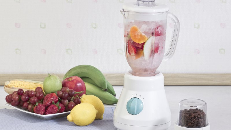 3 Nên dùng máy xay sinh tố cối nhựa hay cối thủy tinh?