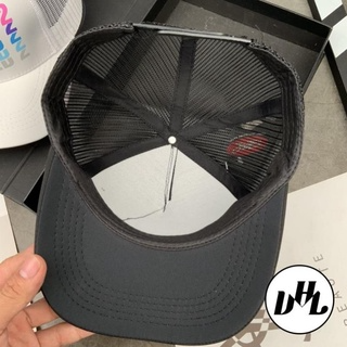 Mũ Lưỡi Trai Phối Lưới DSQUARED2 Khoá Nút Thời Trang Nam Nữ...