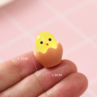 Gà Đẻ Trứng Phát Sáng Trong Bóng Tối ( giá là 1 con )...