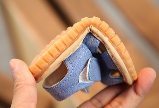 Dép Tập Đi Cho Bé Chống Trượt Phát Tiếng Kêu Chip Chip SD8...