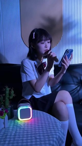 Loa bluetooth K12 Không Dây mini Kèm 2 Micro Loa bluetooth K12 Không Dây mini Kèm 2 Micro